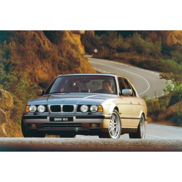 5-ös széria (E34)
